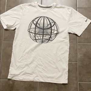 Nike dri-fit basketball t-shirt
